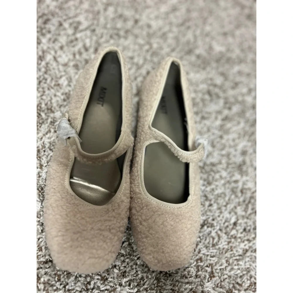Mixit Womens Cream Faux Shearling Mary Jane Ballet Flats Size 8